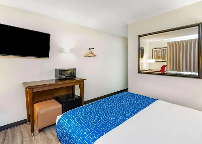 Travelodge By Wyndham Bighorns Mini-hôtel Lovell